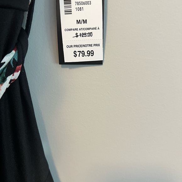 Summer dress with sweeping edge - Picture 5 of 6